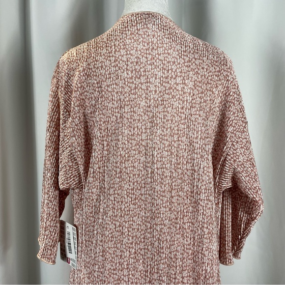 NWT LuLaRoe Kimono Mauve / Pink with White Flowers Size Small - Picture 7 of 10